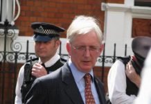 Former British Ambassador Craig Murray: “Foreign Office sources told me 2 weeks ago that Porton Down couldn’t say it was Russia.”