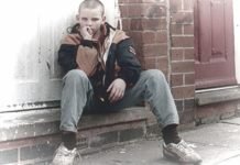 Children in absolute poverty across UK hits 3.7 million after increases of 200,000 in a year Children in absolute poverty