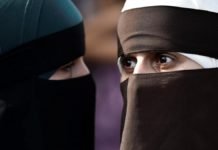 Dutch burqa ban comes into effect