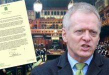 Johnson loses majority as Tory MP Phillip Lee crosses floor to join Lib Dems