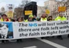 Junior doctors accept 22% pay rise to end strikes Junior doctors vote industrial action