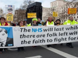 Junior doctors accept 22% pay rise to end strikes Junior doctors vote industrial action